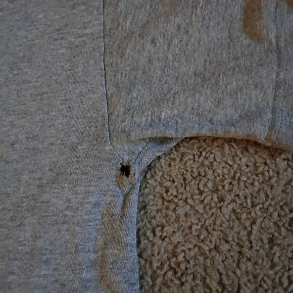 Vintage 2004 red sox tee - Picture 2 of 4